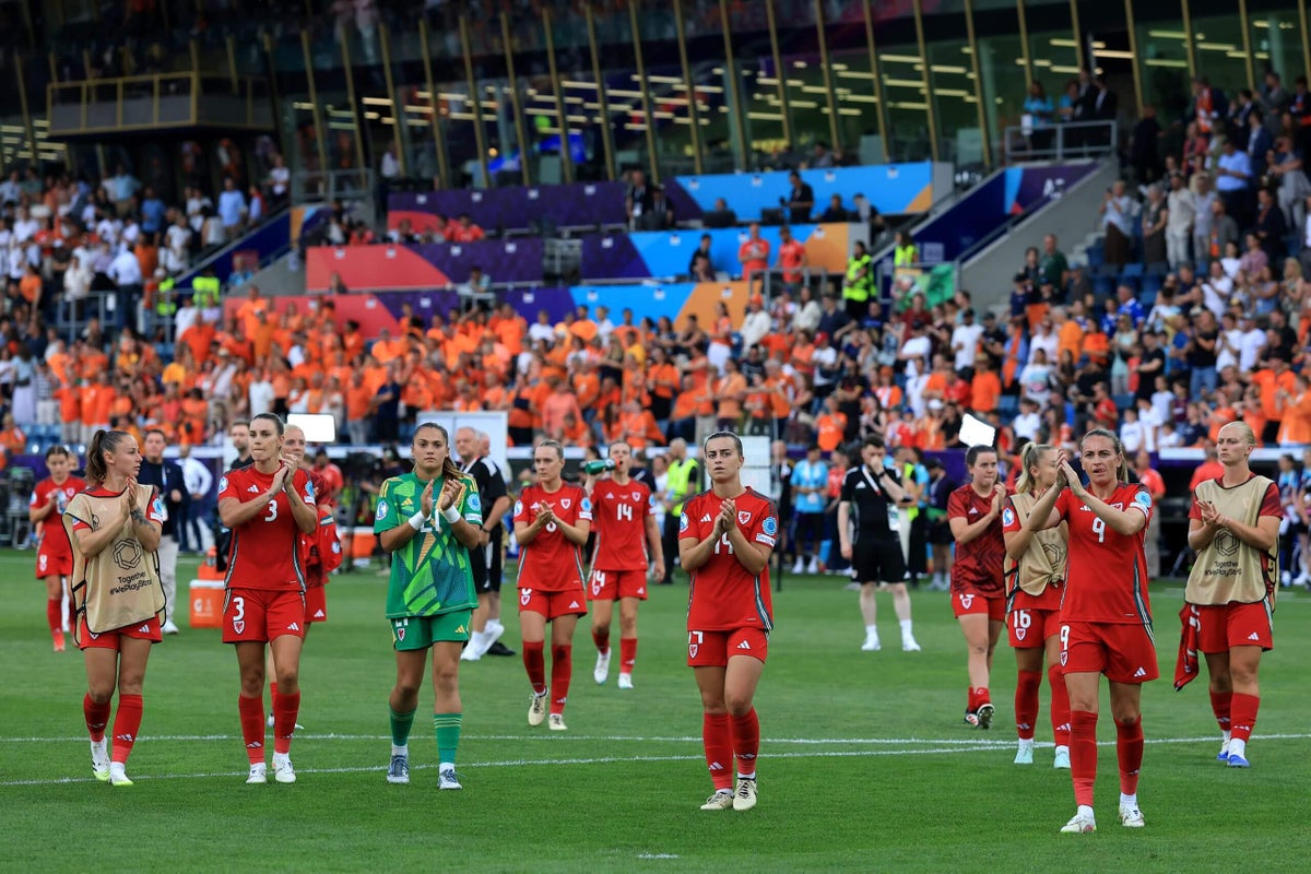Ônibus da seleção do País de Gales se envolve em acidente e treino é cancelado Foto: Reprodução/The Athletic UK