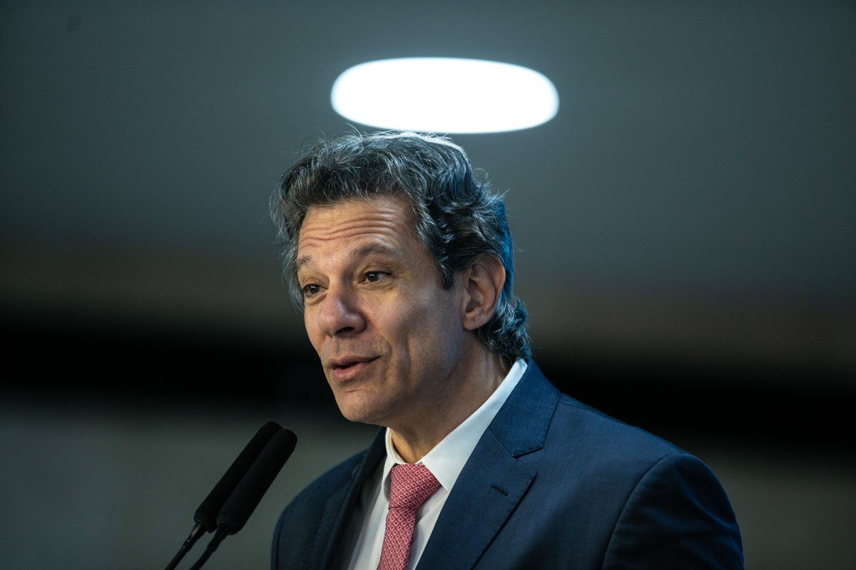 Haddad critica medidas de governadores contra tarifaço de Trump como insuficientes Ministro da Fazenda, Fernando Haddad no palácio do Planalto (Foto: Brenno Carvalho / Agência O Globo)