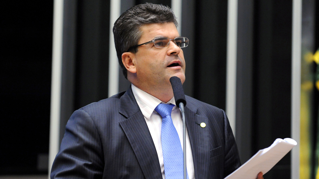 Rodrigo Bacellar exonera Washington Reis da Secretaria de Transportes do RJ Ex-prefeito de Duque de Caxias, Washington Reis (PMDB/RJ) (Foto: Diógenis Santos/VEJA)