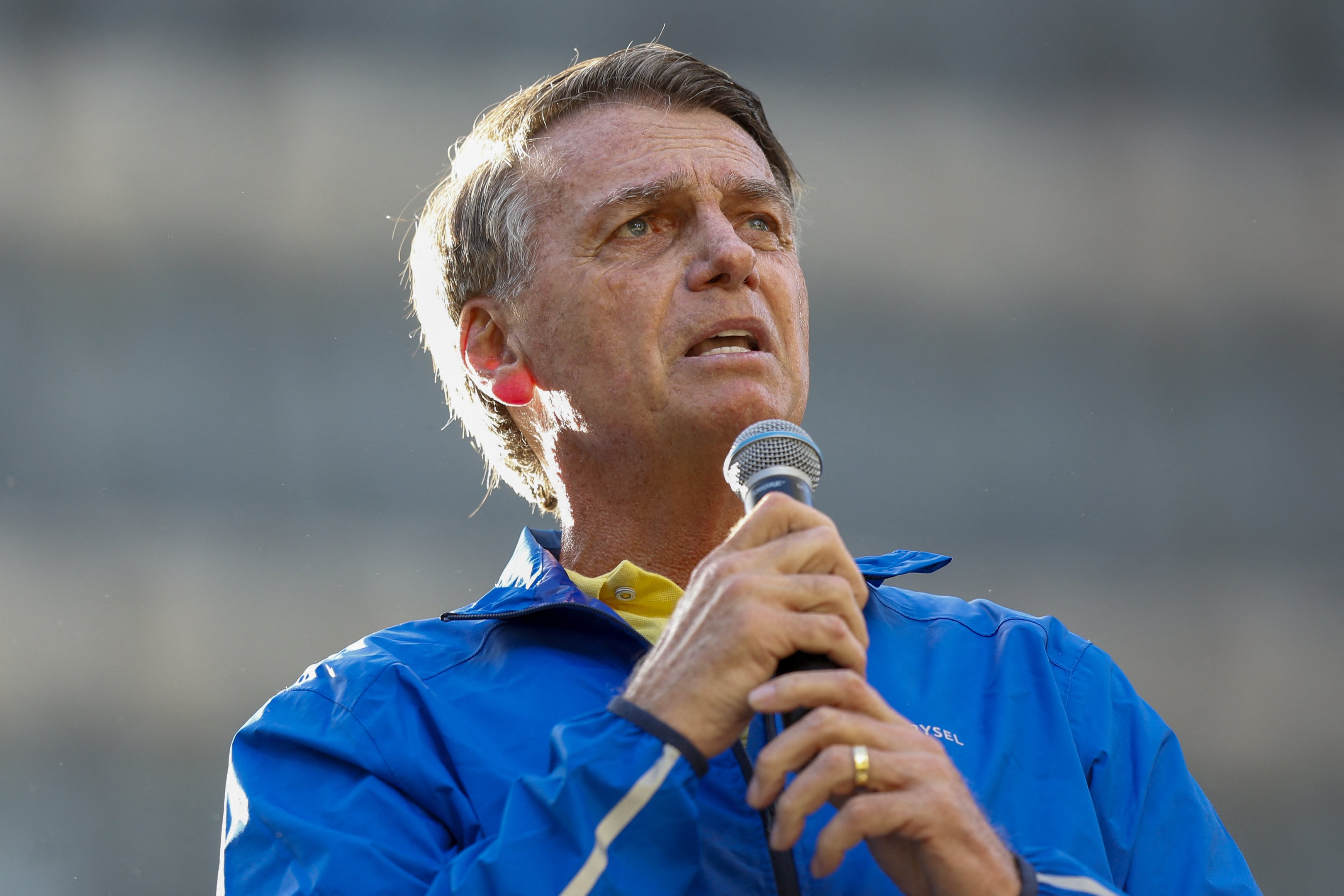 Operação da PF contra Bolsonaro provoca reações explosivas nas redes sociais Jair Bolsonaro: repercussão não se limitou às fronteiras brasileiras. (Foto: Miguel Schincariol/AFP)