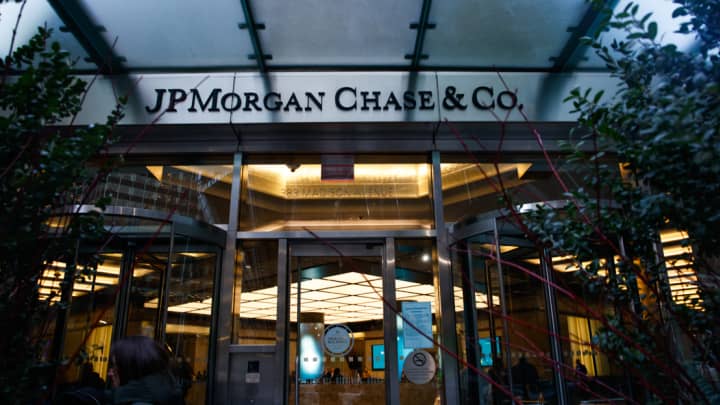 JPMorgan Chase apresenta resultados positivos e analista vê potencial de crescimento Foto: Reprodução
