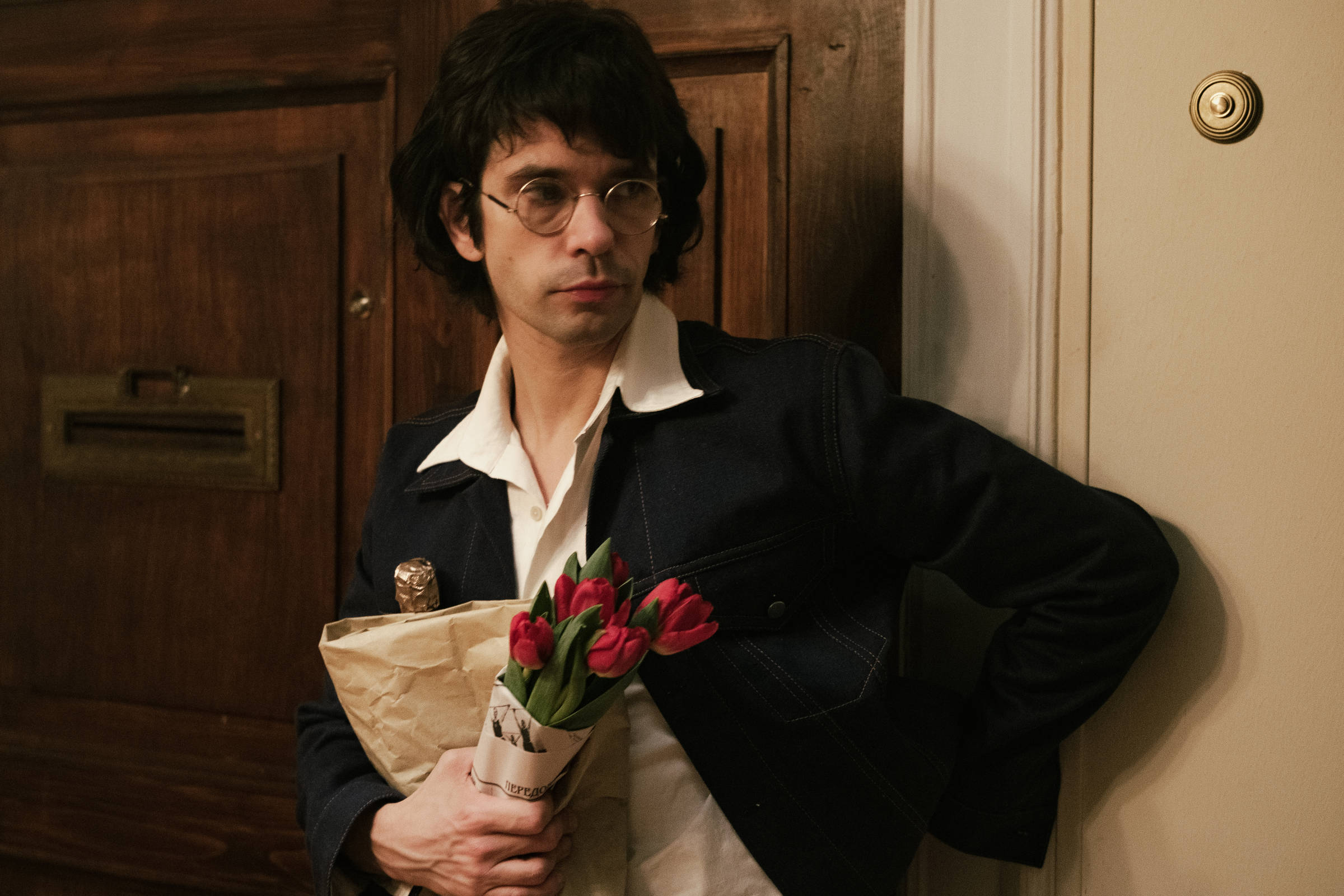 Filme sobre Eduard Limonov e 'Irmãos Coragem' estreia na TV e no streaming Foto: Reprodução