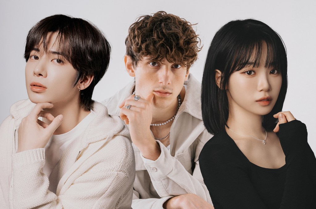 JVKE lança single 'Butterflies' com KIM CHAEWON e TAEHYUN em colaboração animada JVKE se juntou a KIM CHAEWON do LE SSERAFIM e TAEHYUN do TOMORROW X TOGETHER no animado single de verão 'Butterflies.' (Foto: Reprodução)