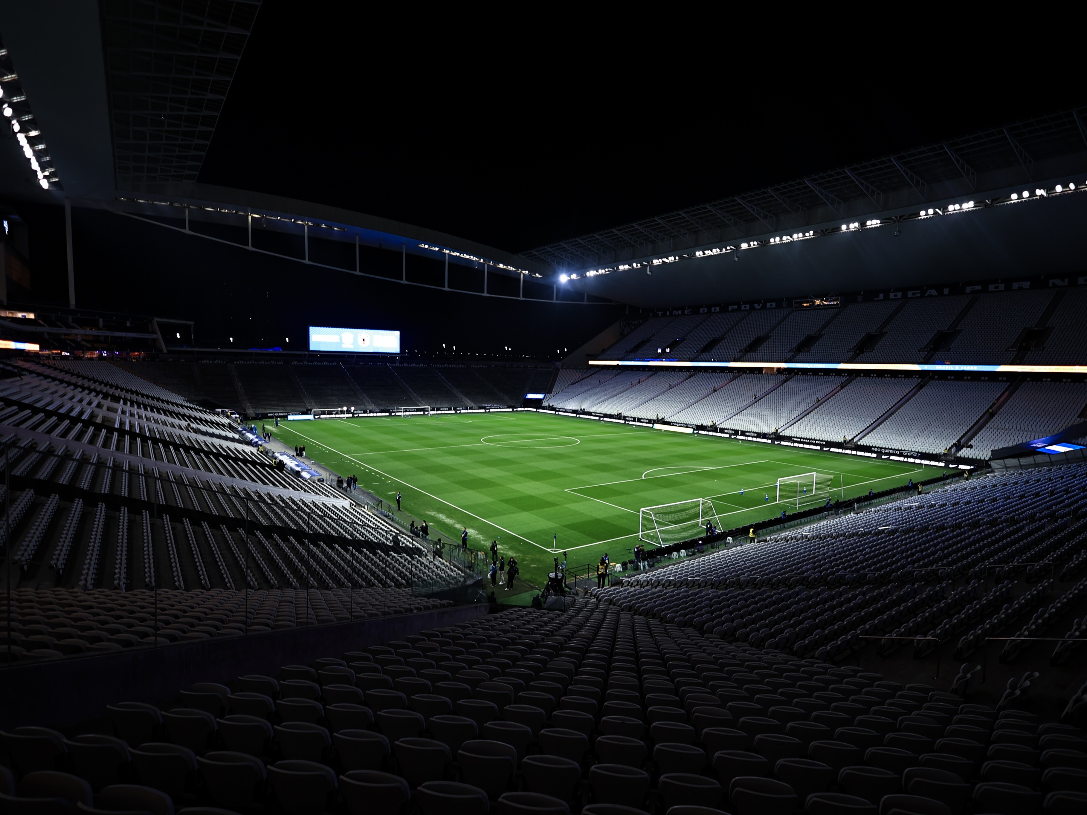 Corinthians avalia rescisão com operadora de camarote por falha na cobrança Corinthians avalia rescisão com operadora de camarote por falha na cobrança