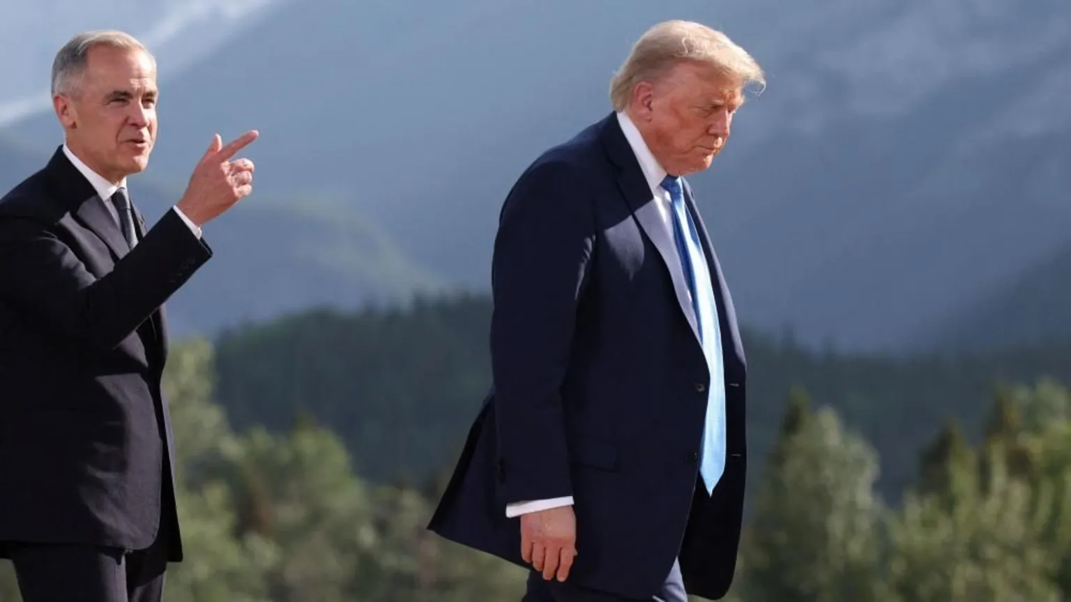 Carney critica Trump, mas agora é acusado de recuar em suas declarações Carney critica Trump, mas agora é acusado de recuar em suas declarações
