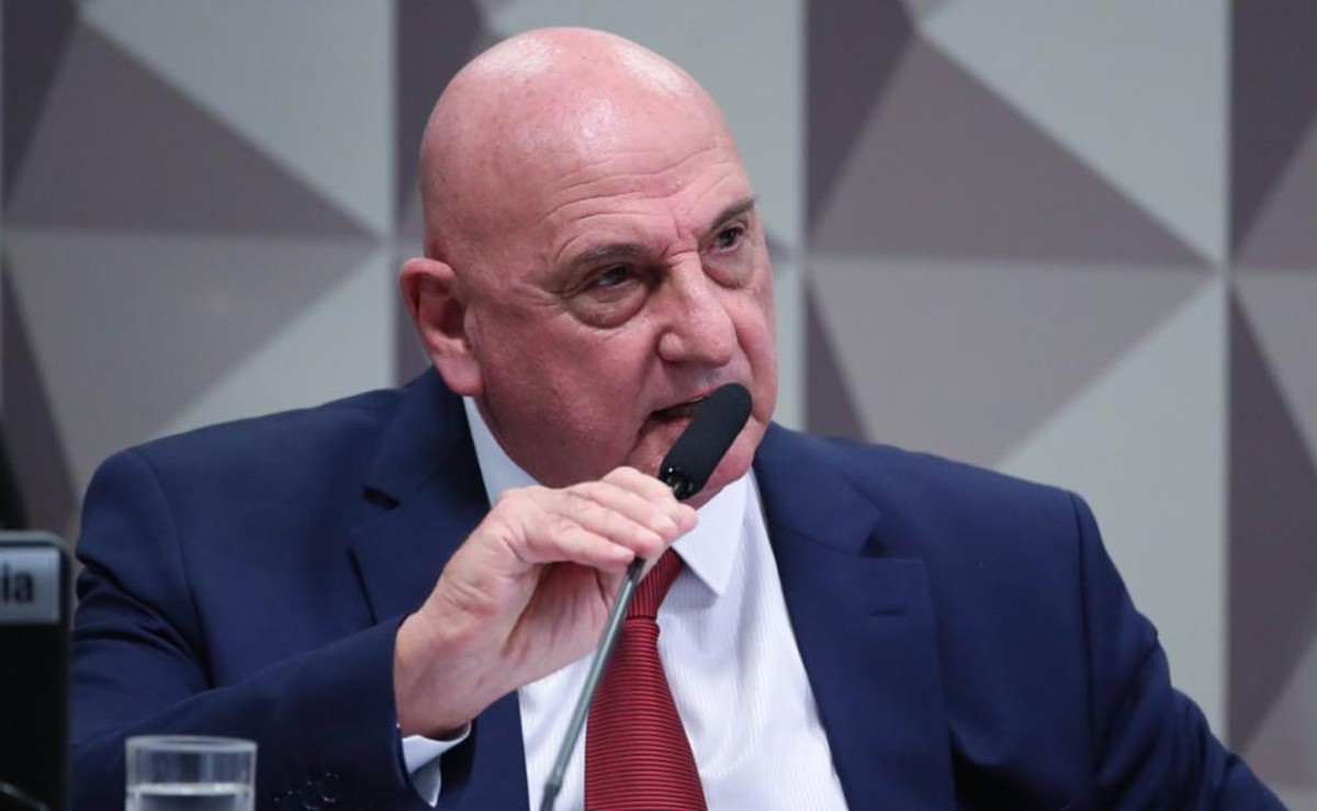 Ex-ministro do GSI revela ao STF que alertas sobre 8 de janeiro vieram por WhatsApp General Gonçalves Dias, o GDias, na CPI do 8 de janeiro (Foto: Bruno Spada/Câmara dos Deputados)