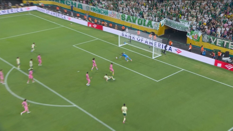 Palmeiras e Botafogo disputam vaga nas quartas de final da Copa de Clubes Palmeiras e Botafogo se enfrentam por vaga nas quartas de final (Foto: Reprodução/TV Globo)