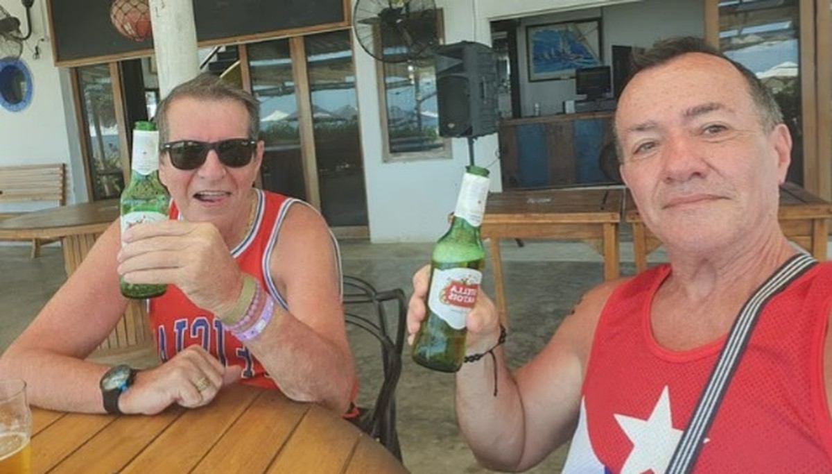 Ator pornô colombiano se defende de acusação de matar casal gay na Inglaterra Ator pornô colombiano depõe em tribunal por acusação de matar e esquartejar casal gay na Inglaterra (Foto: Reprodução/Redes Sociais)