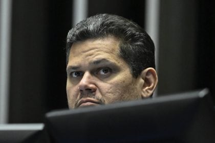 Alcolumbre avança com projeto que legaliza cassinos e bingos no Brasil Presidente do Senado, Davi Alcolumbre (União-AP). (Foto: Andressa Anholete/Agência Senado)