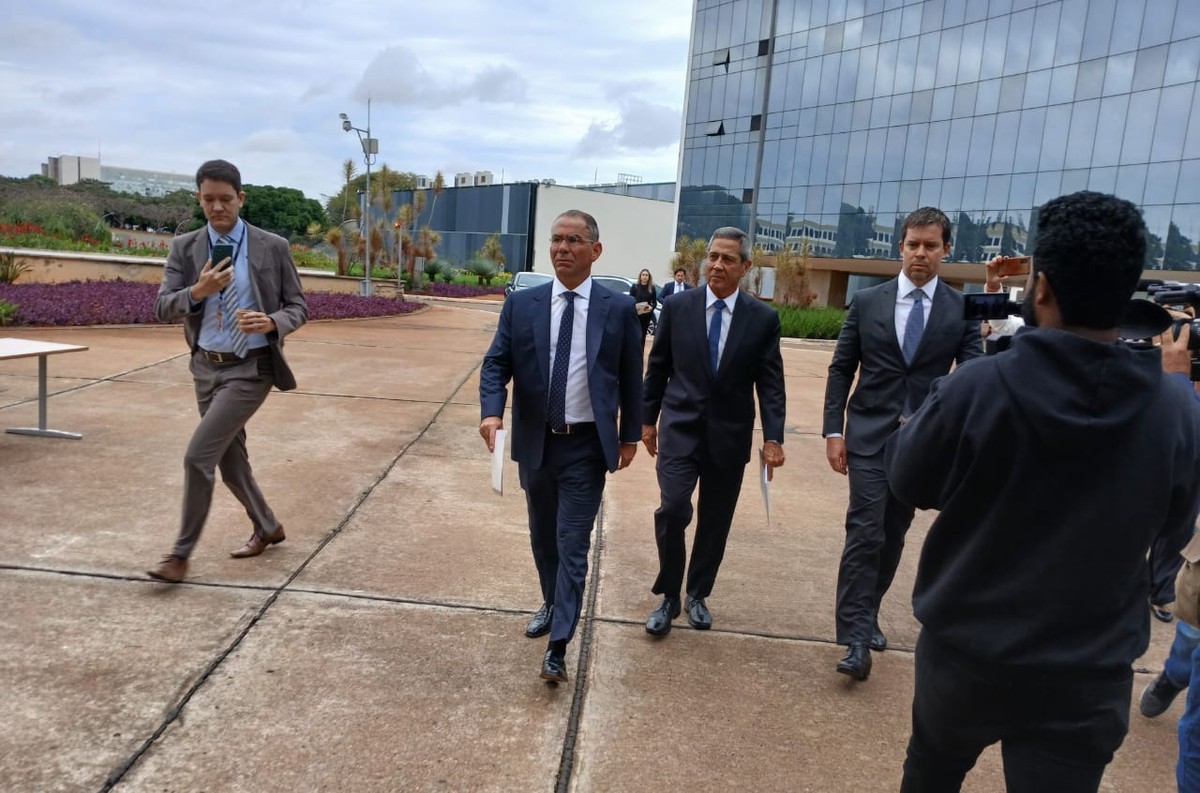 Braga Netto e Mauro Cid se confrontam em acareação no STF sobre trama golpista Braga Netto chega ao STF para acareação com Cid (Foto: Daniel Gullino)