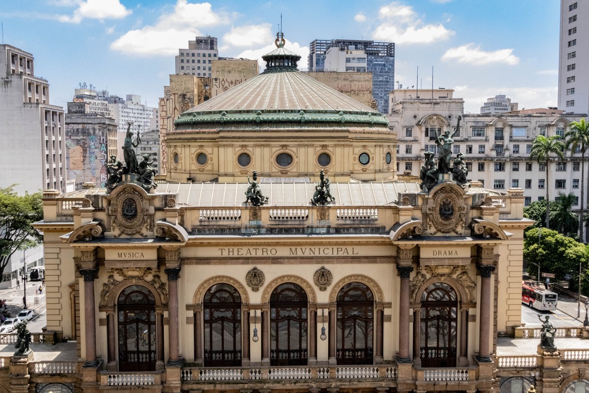 Theatro Municipal comemora 116 anos com programação gratuita de música e dança Theatro Municipal recebe orquestras, óperas, peças e shows de dança — Foto: Divulgação