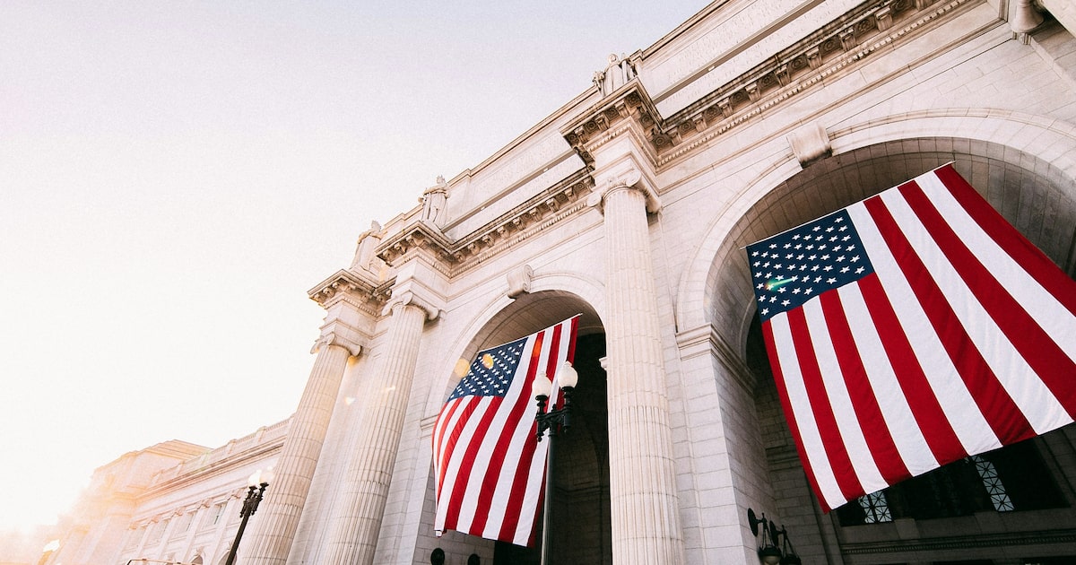 Brasil não precisa pagar caução para visto dos EUA, ao contrário de outros países Lista de países afetados pelo novo programa foi anunciada nesta terça-feira. (Foto: Caleb /Adobe Stock)