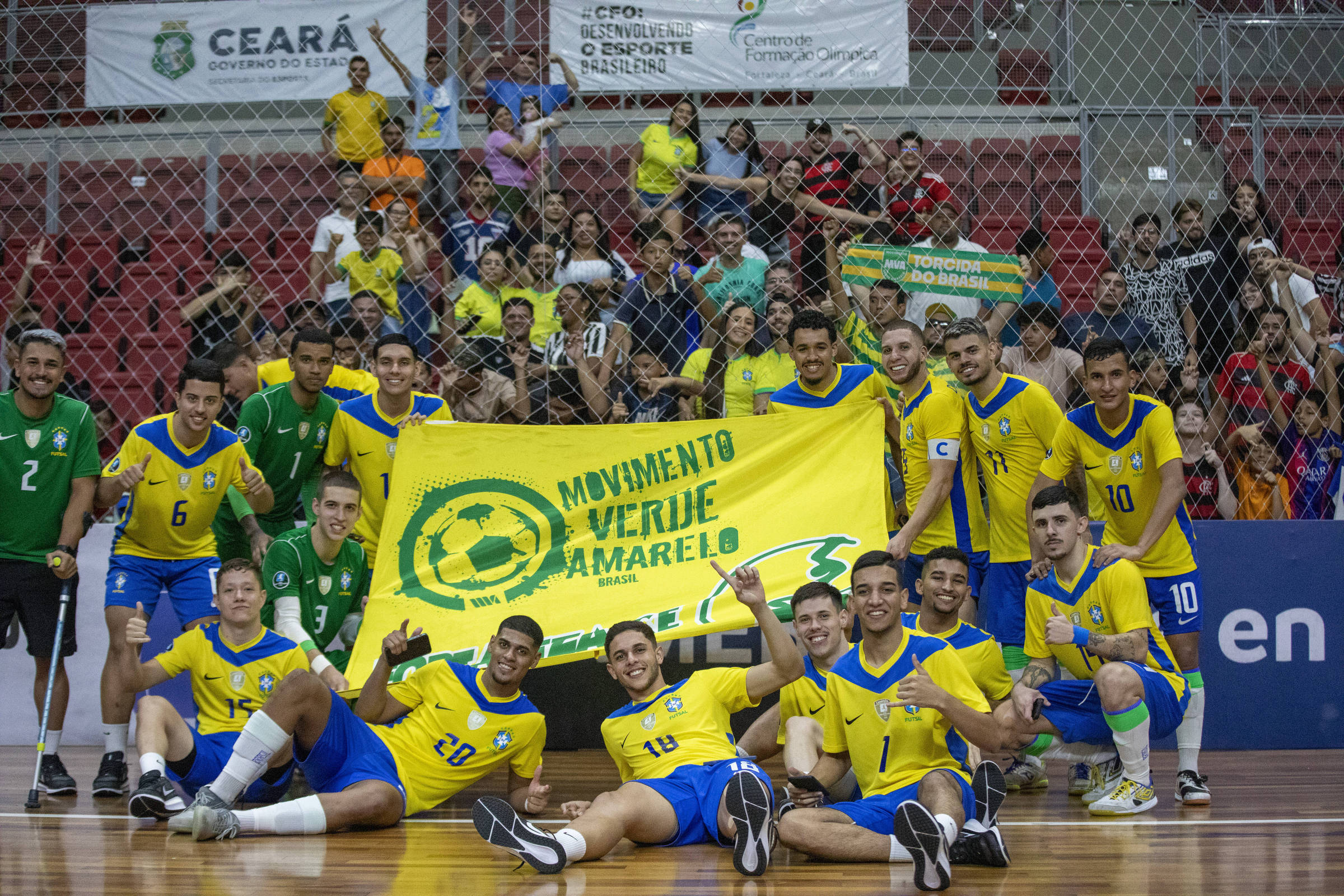 RedeTV! transmite jogos da seleção brasileira de futsal na TV aberta