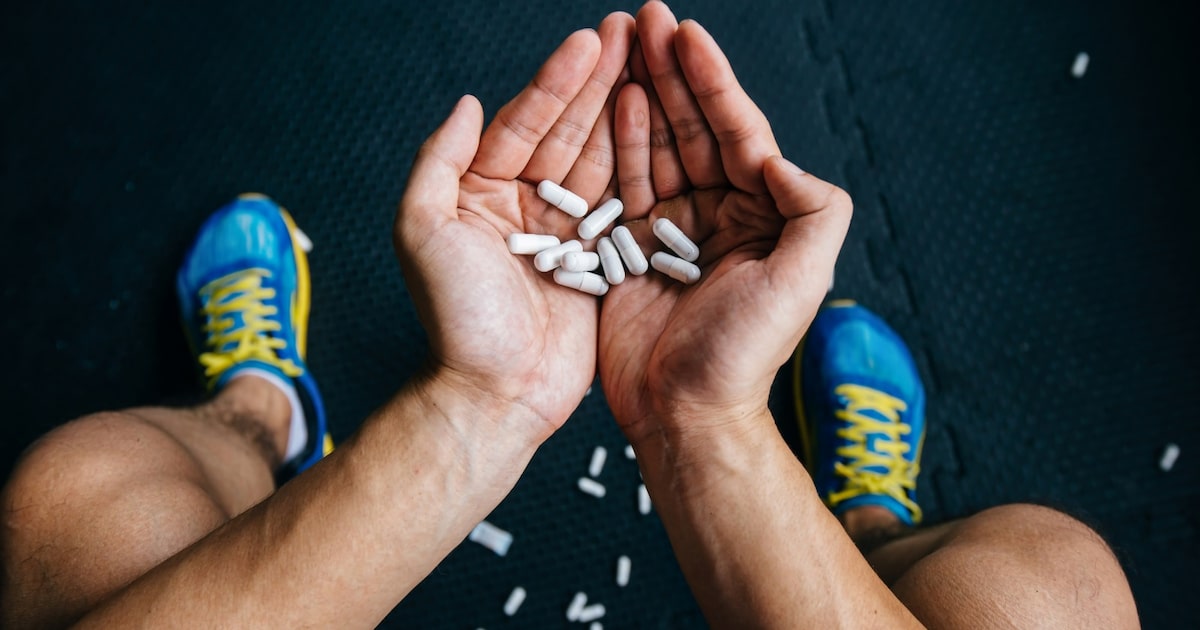 Tadalafila se torna popular como pré-treino; conheça os riscos e benefícios Consumo de tadalafila é especialmente preocupante quando combinado com o uso de testosterona, adverte cardiologista (Foto: PooMtyKunG/Adobe Stock)