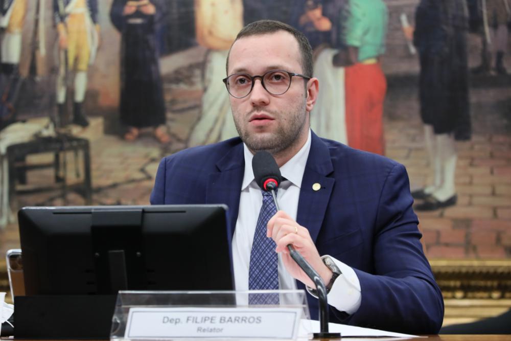 Câmara investiga chefe da CVM após denúncias de irregularidades Filipe Barros disse que irá pautar, na próxima semana, um requerimento de convocação de Nascimento para que ele preste explicações no Congresso (Foto: Cleia Viana/Câmara dos Deputados)