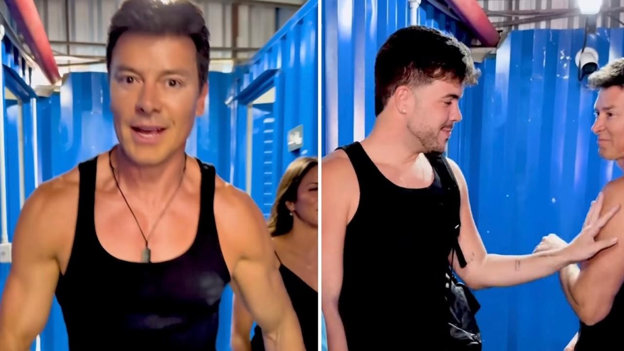 Rodrigo Faro exibe corpo em forma e recebe brincadeira de Álvaro no ensaio