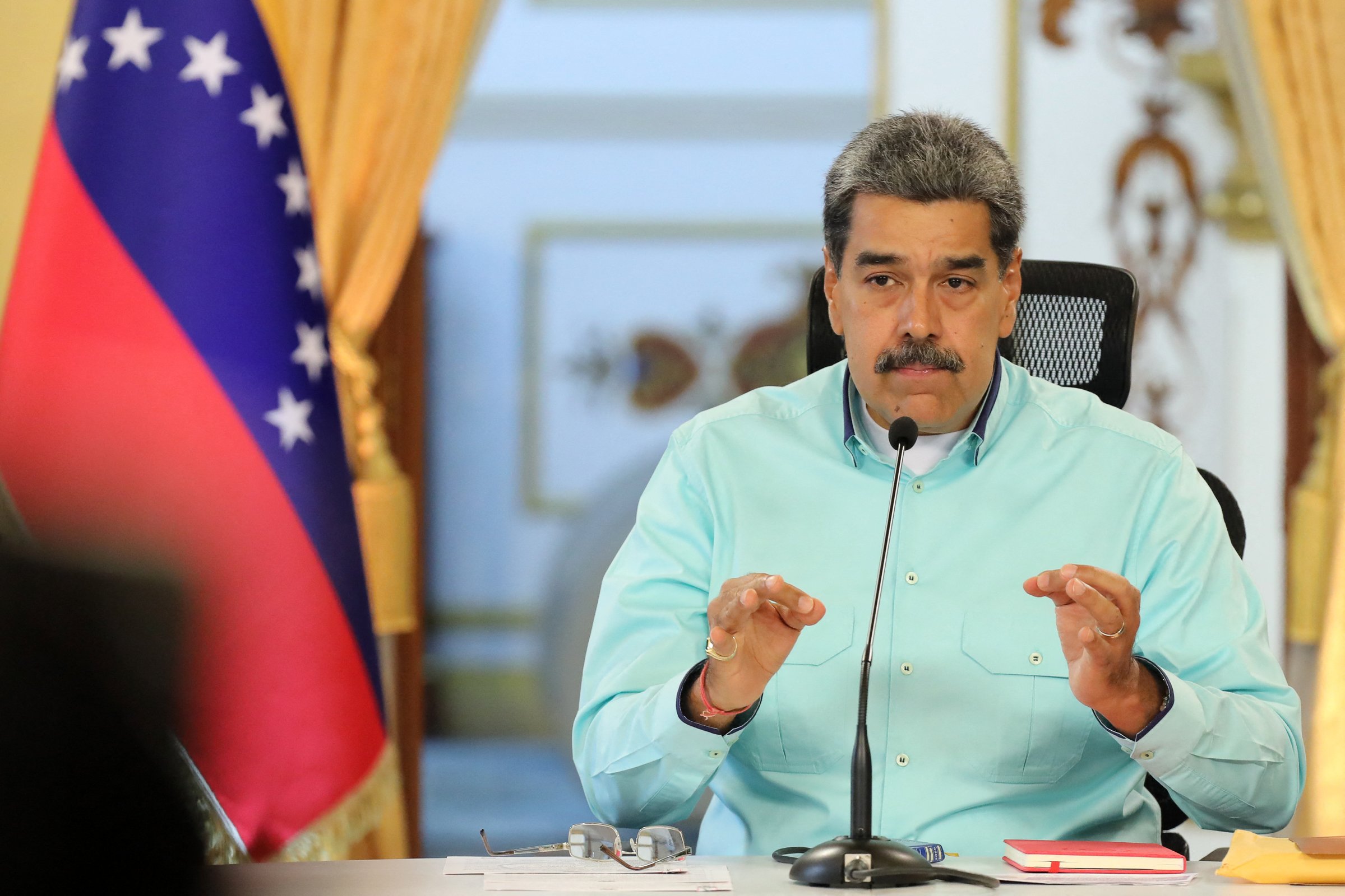 Maduro convoca venezuelanos a celebrar a democracia nas eleições municipais Jordânia e Emirados Árabes lançam 25 toneladas de ajuda humanitária sobre a Faixa de Gaza (Foto: Reprodução)