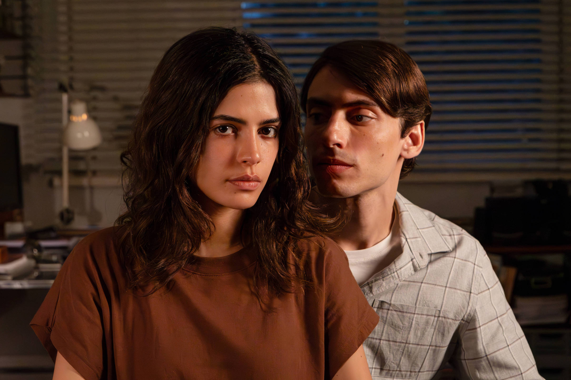 'Dias Perfeitos', série baseada em livro de Raphael Montes, estreia no Globoplay em agosto Julia Dalavia e Jaffar Bambirra em 'Dias Perfeitos': nova série do Globoplay que estreia em 14 de agosto (Foto: André Rodrigues)