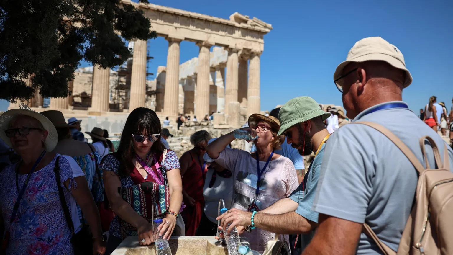Acrópole de Atenas é fechada devido à onda de calor que atinge a Grécia Foto: Reprodução