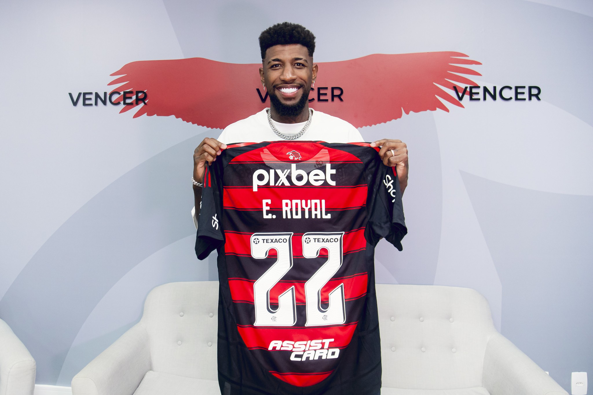 Emerson Royal é regularizado e pode fazer sua estreia pelo Flamengo Foto: Reprodução