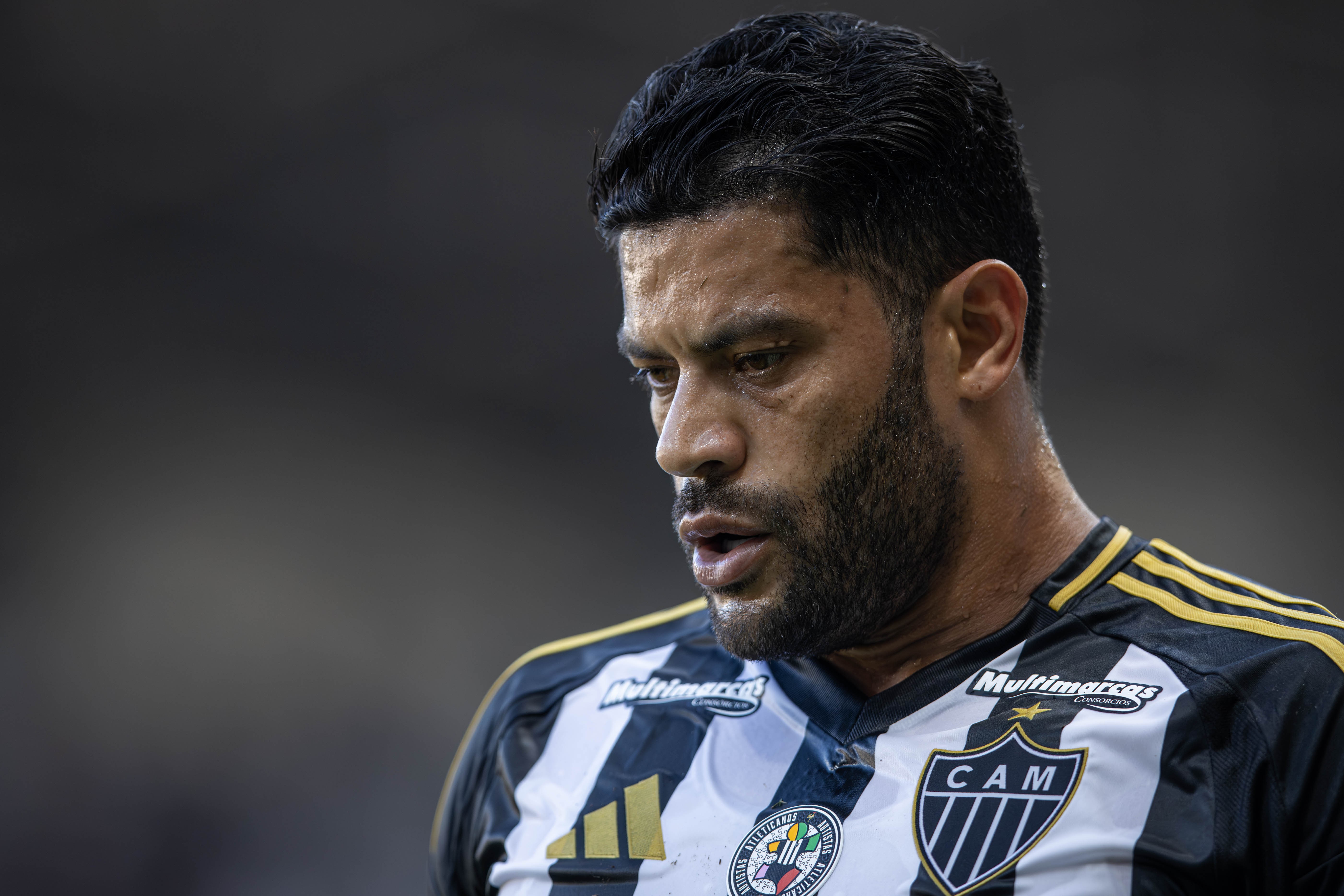 Galo enfrenta crise financeira com salários atrasados e Hulk pede solução urgente Foto: Reprodução