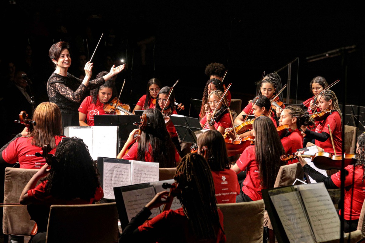 Jovens da Orquestra Sinfônica Chiquinha Gonzaga encantam público em Portugal Jovens da Chiquinha Gonzaga se apresentarão em Portugal (Foto: Rafael Ribeiro)
