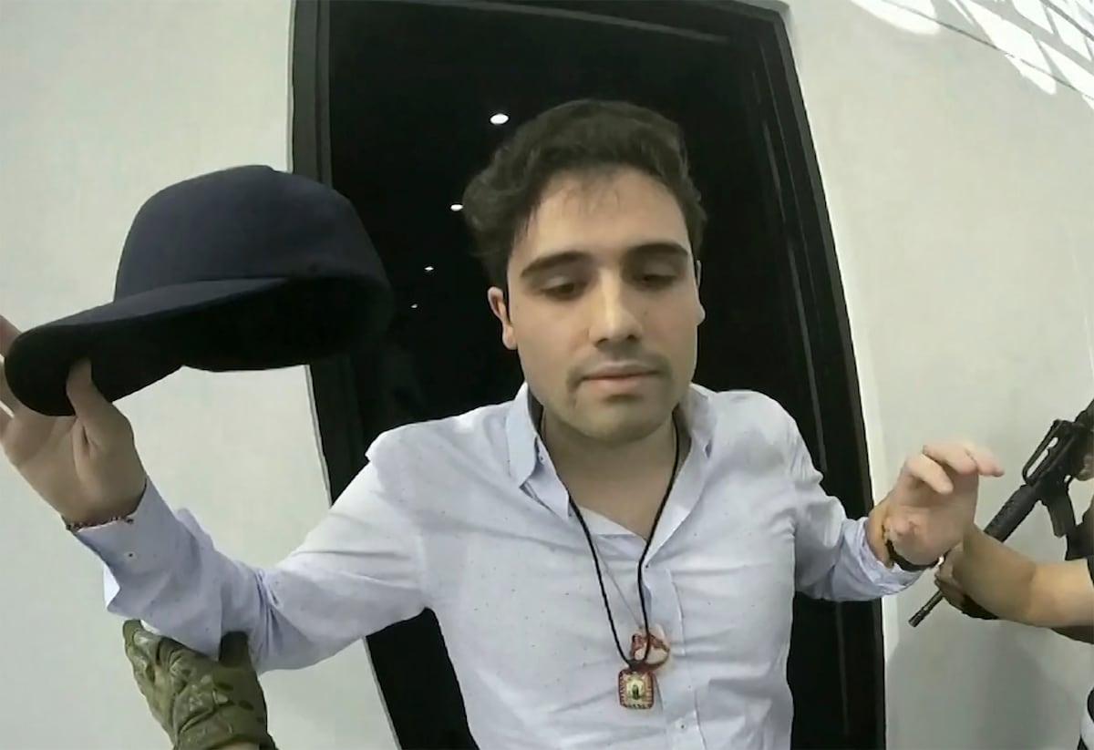 Ovidio Guzmán admite culpa por narcotráfico em tribunal de Chicago Ovidio Guzmán López sendo detido em Culiacán, México, no dia 17 de outubro de 2019. (Foto: CEPROPIE via AP)