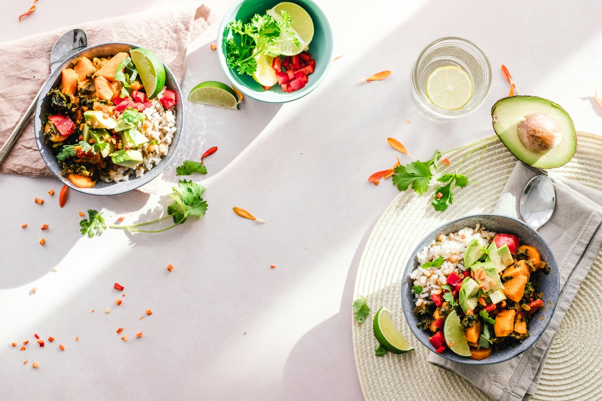Nutricionistas revelam 7 fatos que transformam a visão sobre alimentação saudável 7 pequenos fatos nutricionais que mudaram completamente a maneira como os nutricionistas pensam sobre comida — Foto: Pexels