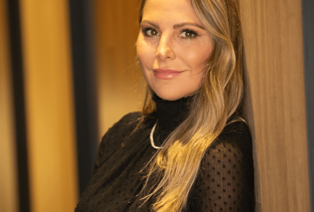 Empresária enfrenta desafios ao inovar na sustentabilidade de madeiras Francine Ferrari (Foto: Divulgação)