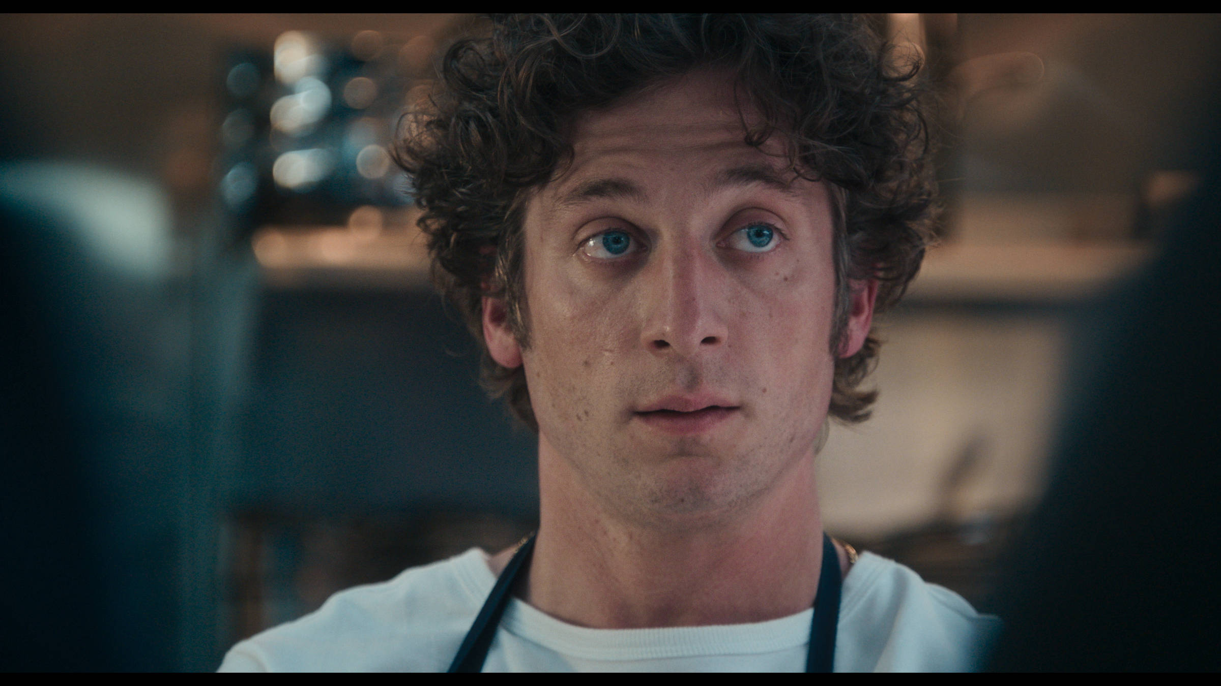 Estrela Michelin pode ser a salvação para o restaurante de 'O Urso' Jeremy Allen White em cena da quarta temporada de 'O Urso' (Foto: Divulgação)