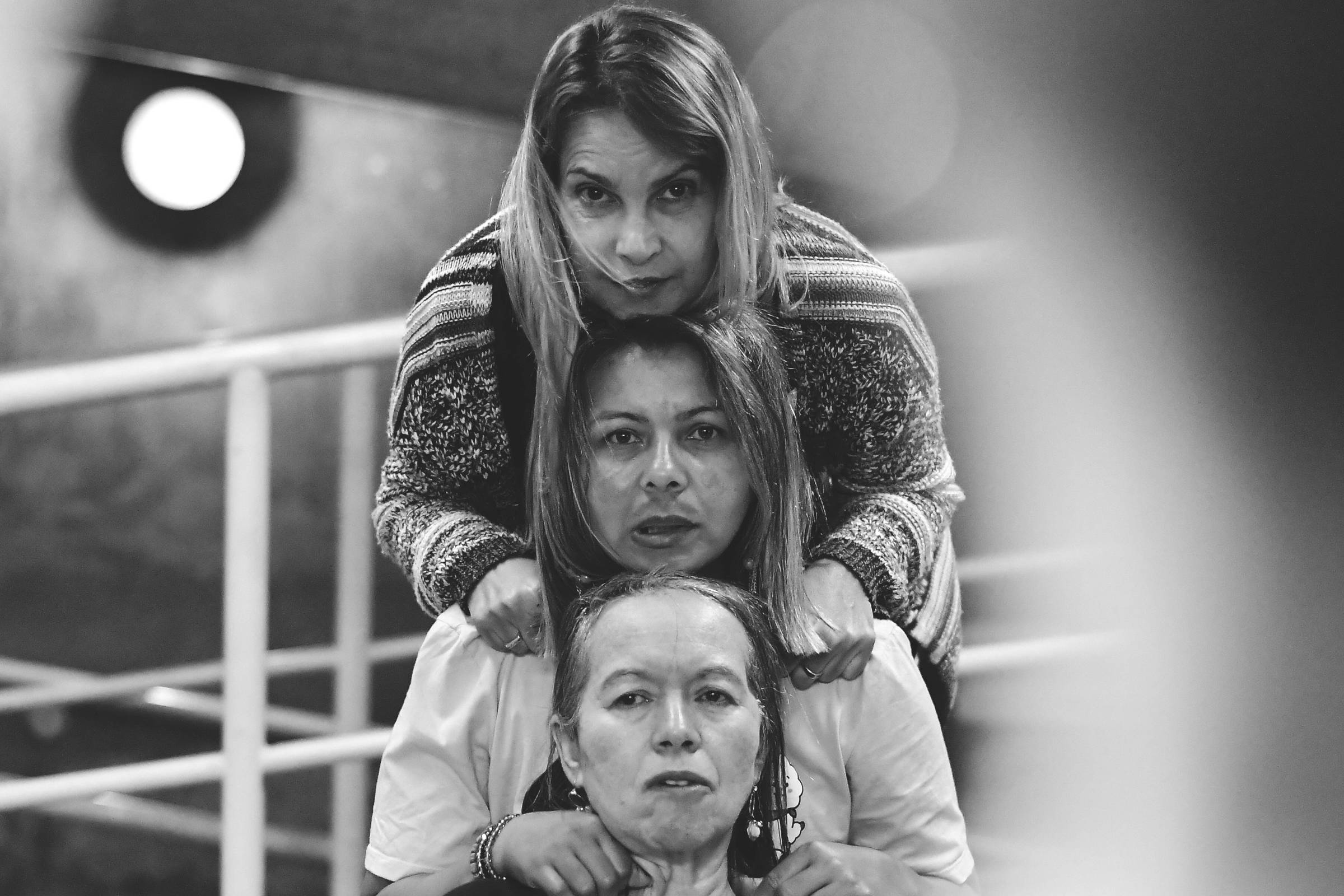 'Dodô' oferece reflexão sobre afasia em passeio cultural no feriado Elenco do espetáculo "Dodô", do grupo Ser em Cena - Teatro de Afásicos (Foto: Divulgação)