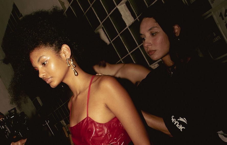 Educação de moda é tema de debate no Senac com especialistas da área