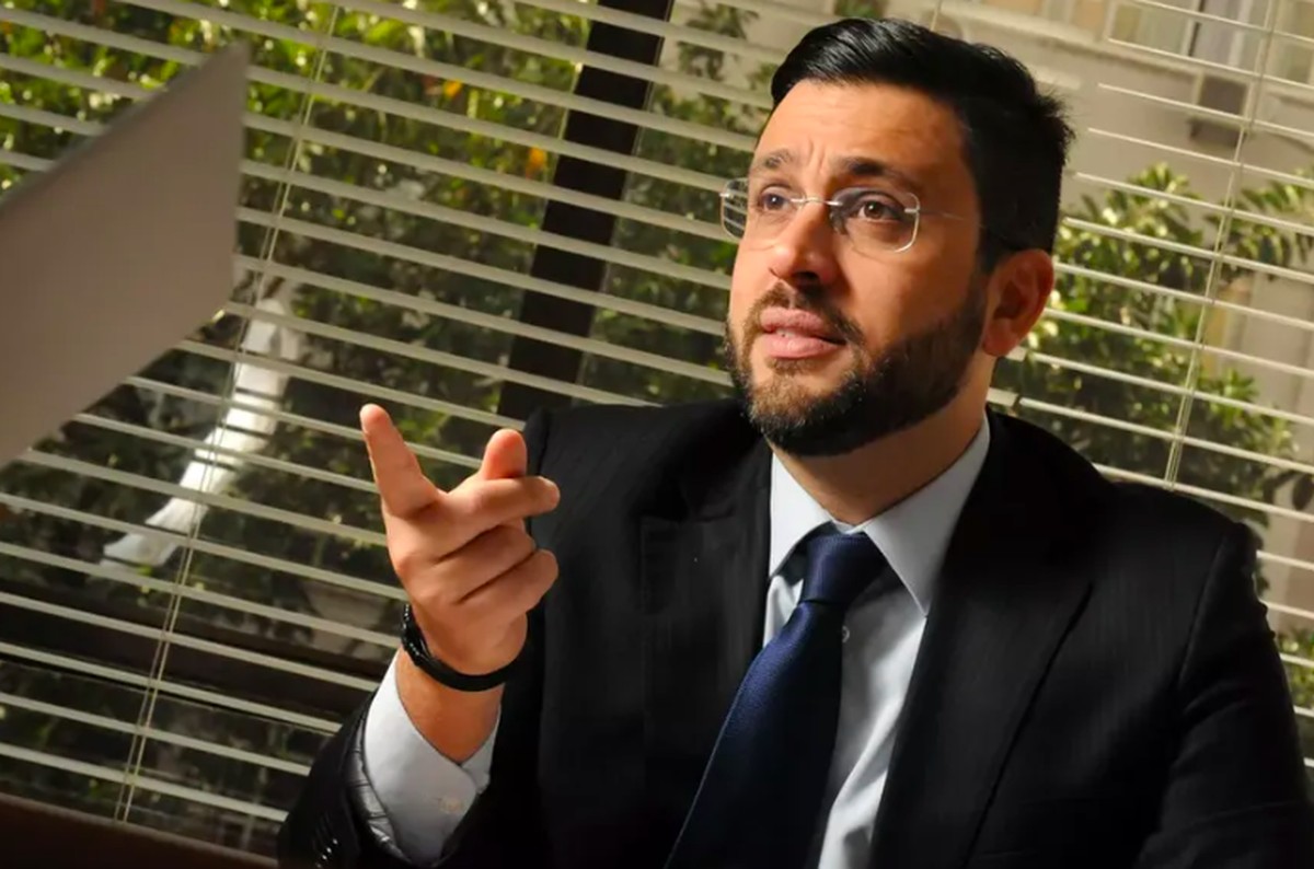 Irmão de ex-presidente da CVM some de registro sobre reunião com BTG João Pedro Nascimento, que acaba de renunciar ao cargo de presidente da CVM (Foto: Valor/Arquivo)
