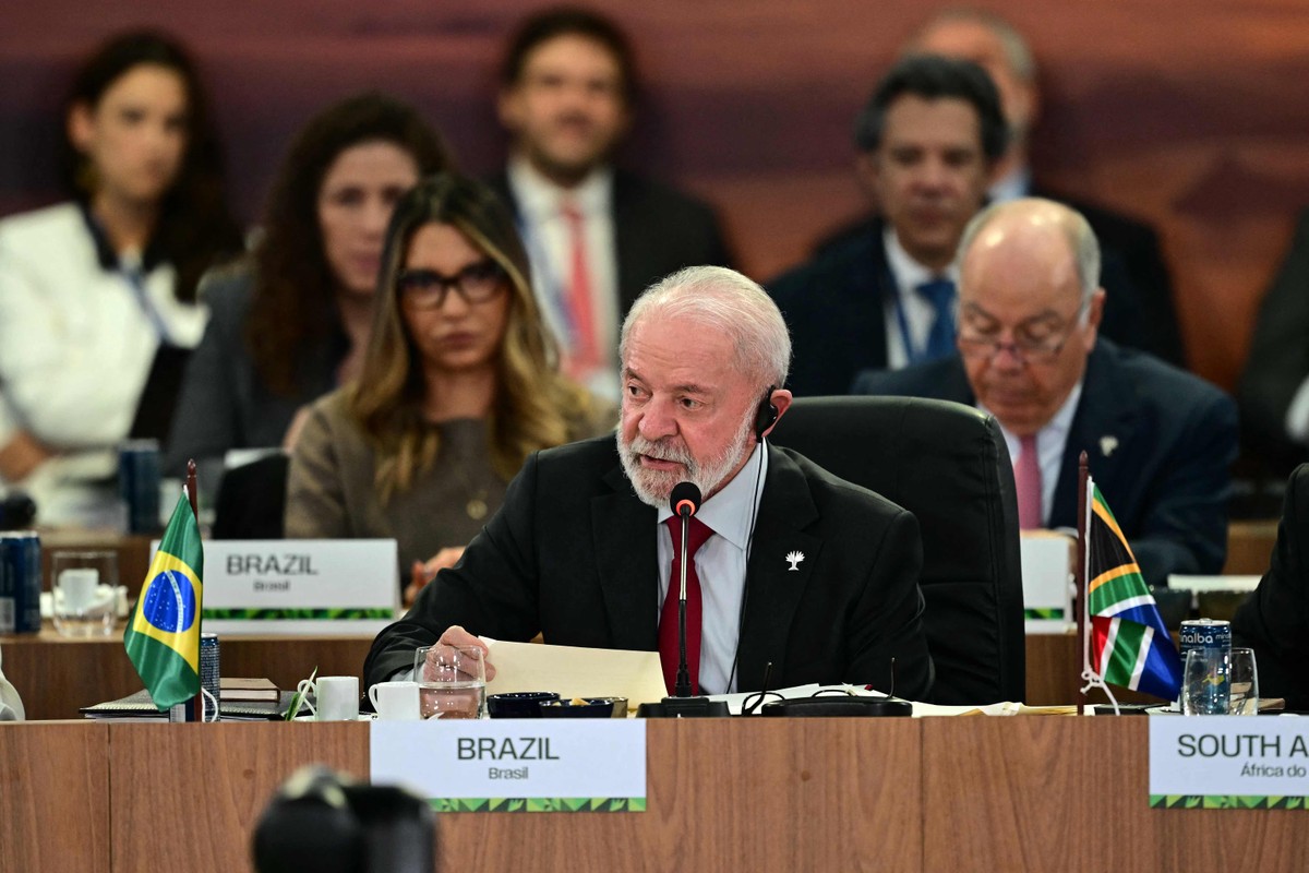 Presidente Luiz Inácio Lula da Silva durante plenária da cúpula do Brics, no Rio de Janeiro (Foto: Pablo PORCIUNCULA / AFP)