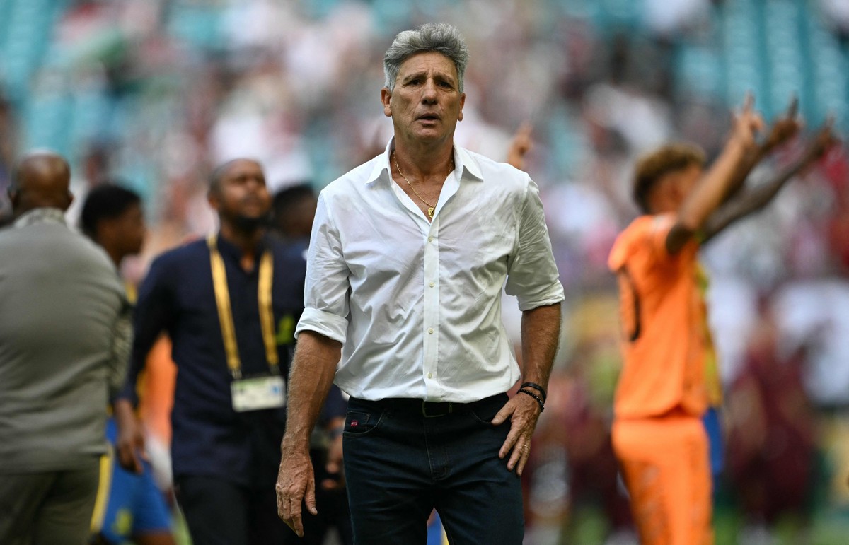 Jornal italiano definiu Renato Gaúcho como 'um dos melhores treinadores da América do Sul' (Foto: CHANDAN KHANNA / AFP)