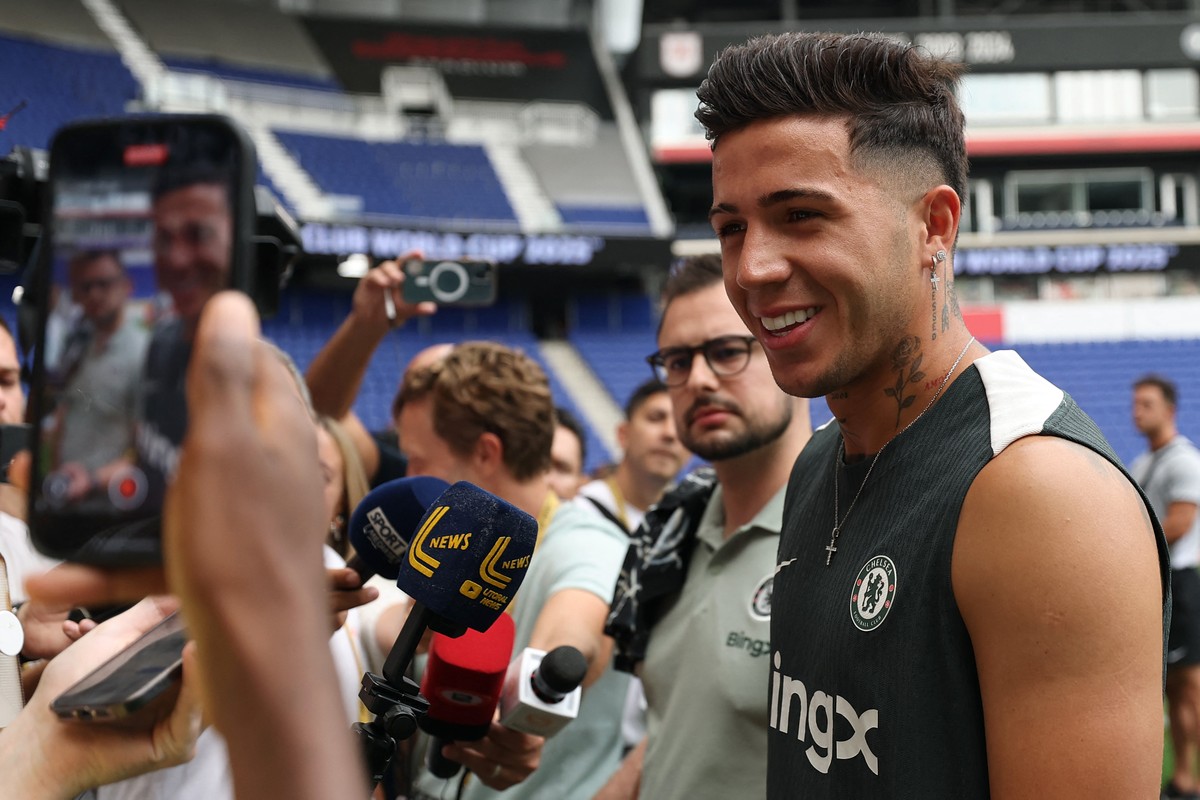 Enzo Fernández vibra com reforço de João Pedro e vê PSG com atuação ‘surpreendente’ antes de final (Foto: Buda Mendes/Getty Images/AFP)