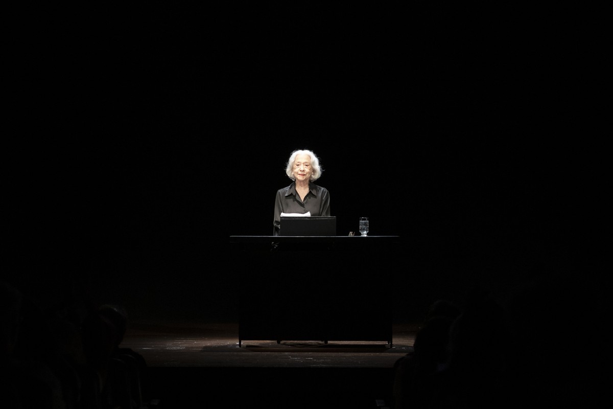 Fernanda Montenegro em recital na ABL (Foto: Michael Félix/ Divulgação ABL)