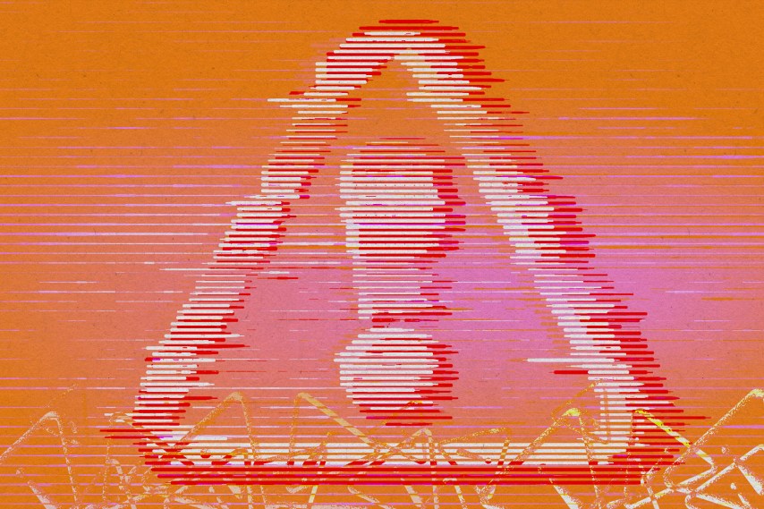 Sistema global de cibersegurança enfrenta falhas alarmantes e riscos crescentes Uma ilustração fotográfica mostra um sinal de aviso digital com falhas em uma pilha de mais sinais de aviso digitais - Sarah Rogers/MITTR | Getty
