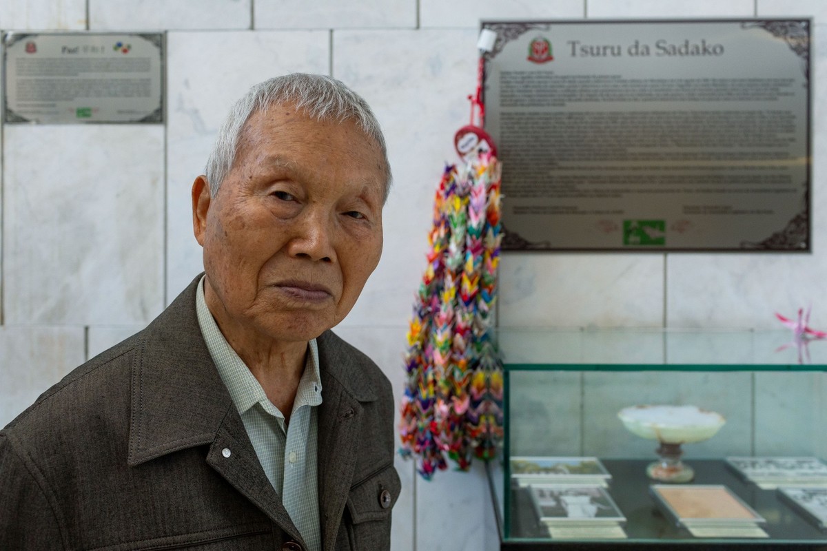 Kunihiko Bonkohara, 85 anos, sobrevivente da bomba de Hiroshima (Foto: Edilson Dantas / O Globo)