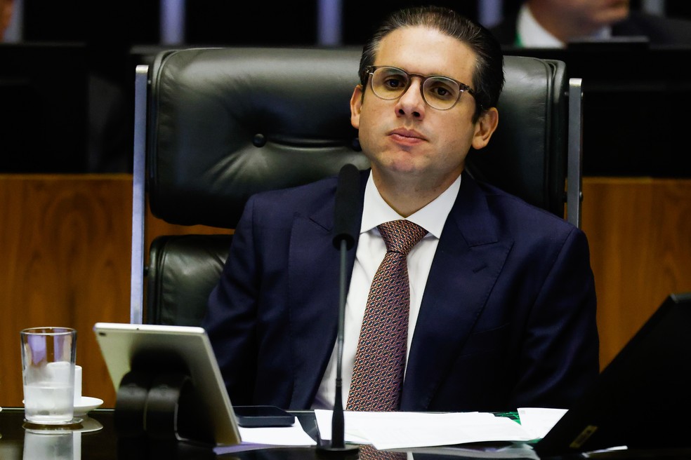 Motta nega traição ao governo e defende derrubada do decreto do IOF Motta nega traição ao governo e defende derrubada do decreto do IOF