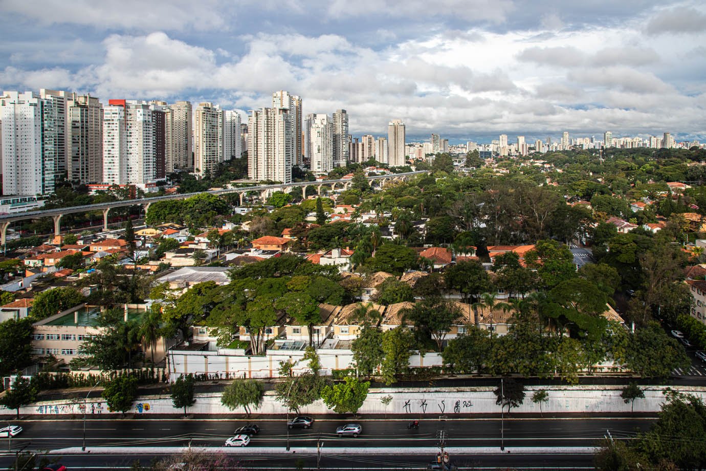 Tempo seco: boa parte do estado de SP deverá apresentar umidade do ar abaixo de 30% (Foto: Leandro Fonseca /Exame)