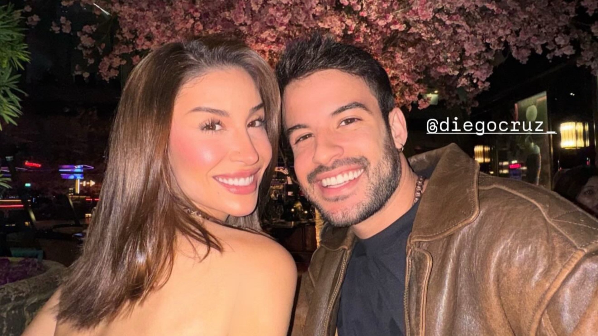 Bianca Andrade e Diego Cruz se divertem em passeio romântico por Londres Foto: Reprodução