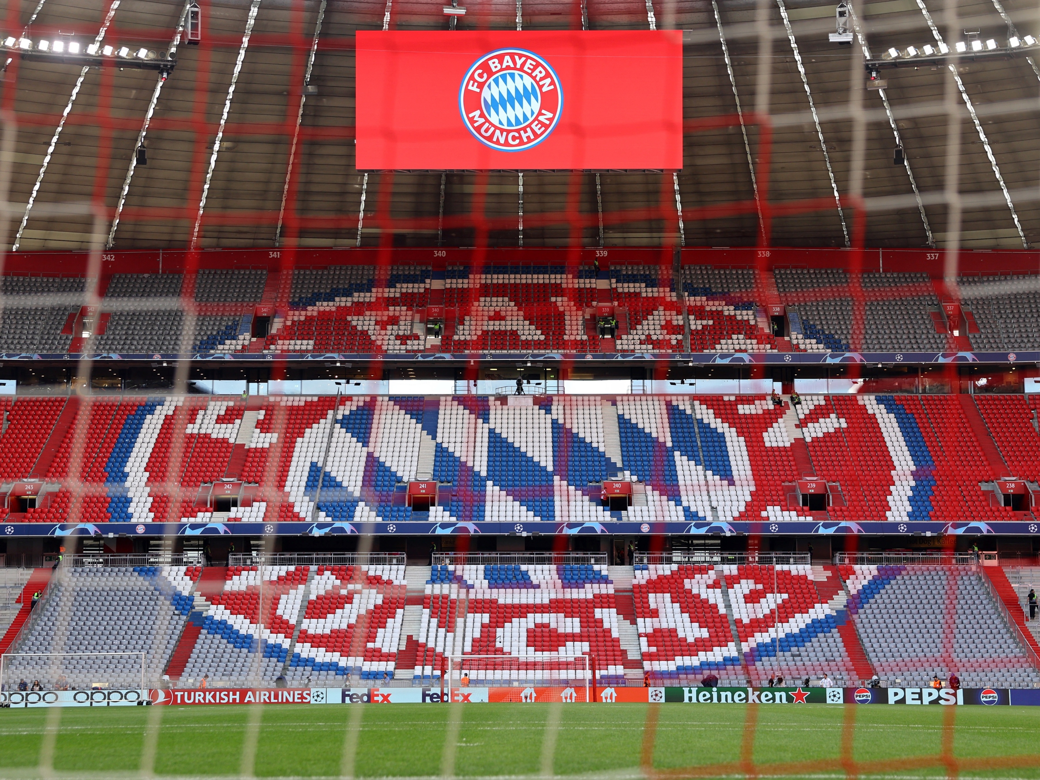 Flamengo estuda modelo do Bayern para se tornar um clube global Allianz Arena, estádio do Bayern de Munique (Foto: Kai Pfaffenbach/REUTERS)