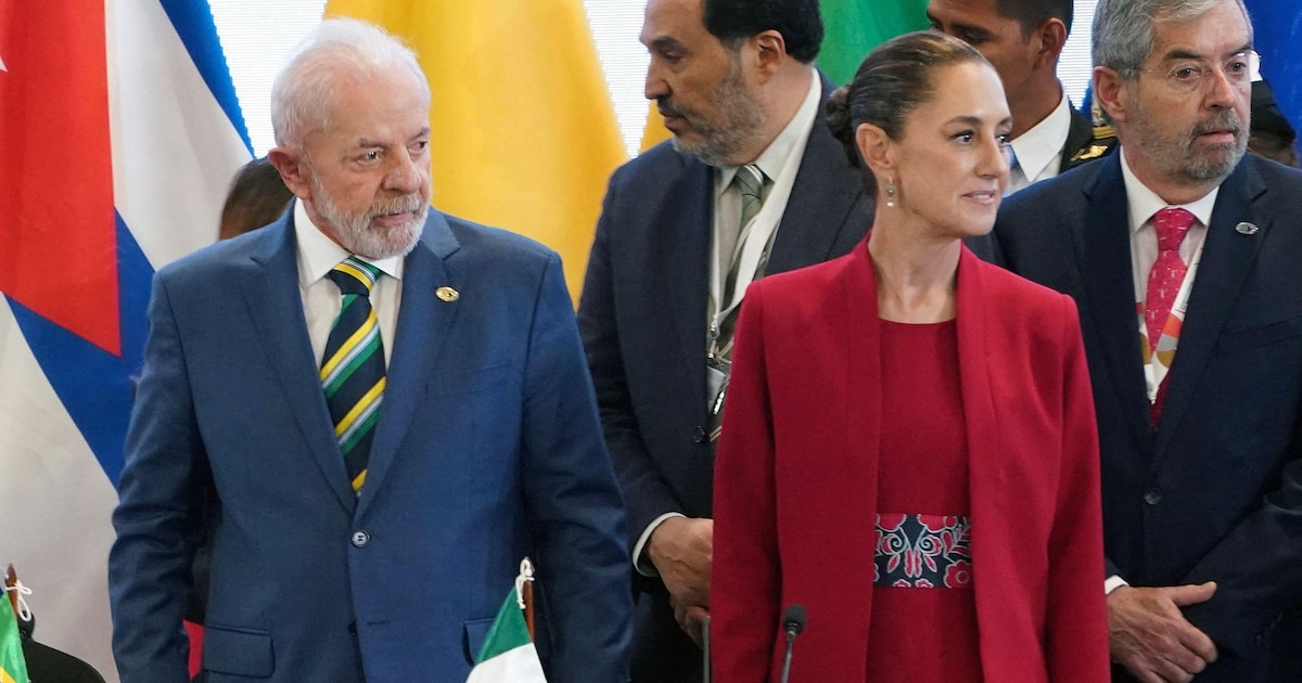 México ensina Brasil com sua estratégia de negociação com os EUA, afirma especialista O presidente Luiz Inácio Lula da Silva e a presidente do México, Claudia Sheinbaum (Foto: Orlando Sierra/AFP)