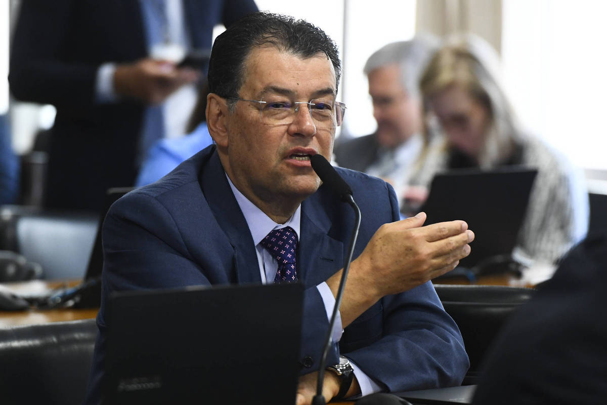 Reforma tributária aguarda ajustes do comitê gestor com o Ministério da Fazenda Senador Eduardo Braga (MDB-AM), na CCJ (Comissão de Constituição, Justiça e Cidadania) (Foto: Roque de Sá/Agência Senado)
