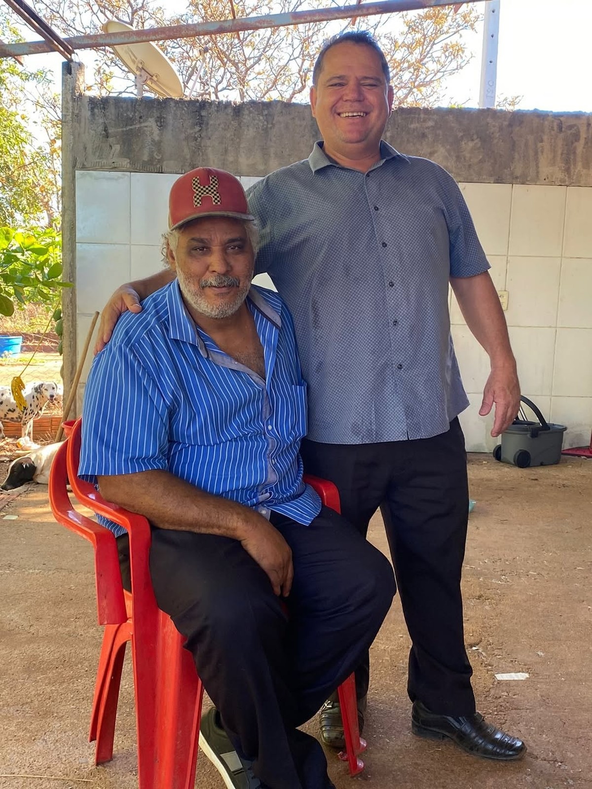 Os verdadeiros Luisão e Pablo, pai e amigo do pai de Paulo Vieira (Foto: Reprodução Instagram)