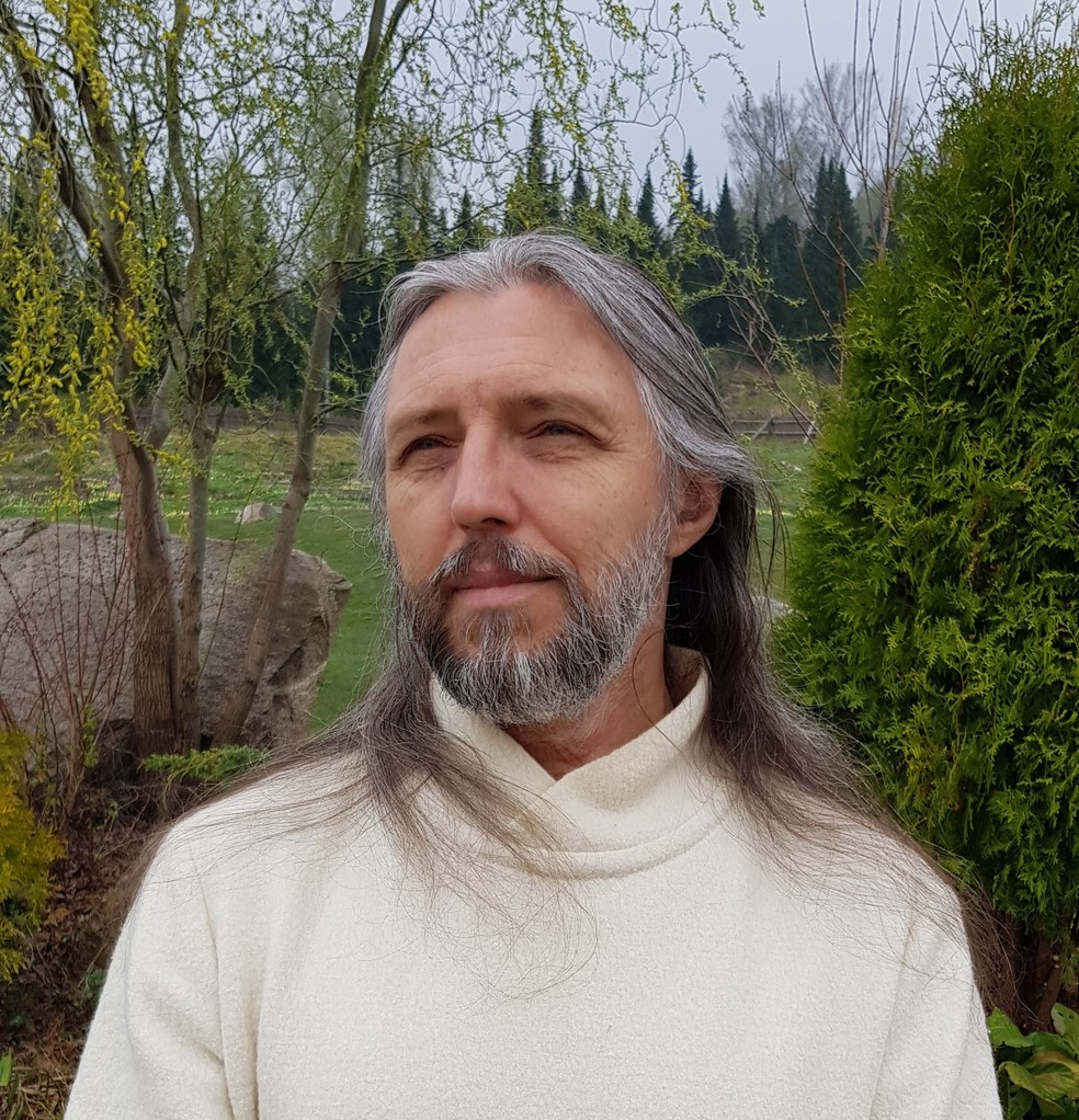 Jesus da Sibéria é condenado por extorsão e danos psicológicos a seguidores Jesus da Sibéria é condenado por extorsão e danos psicológicos a seguidores