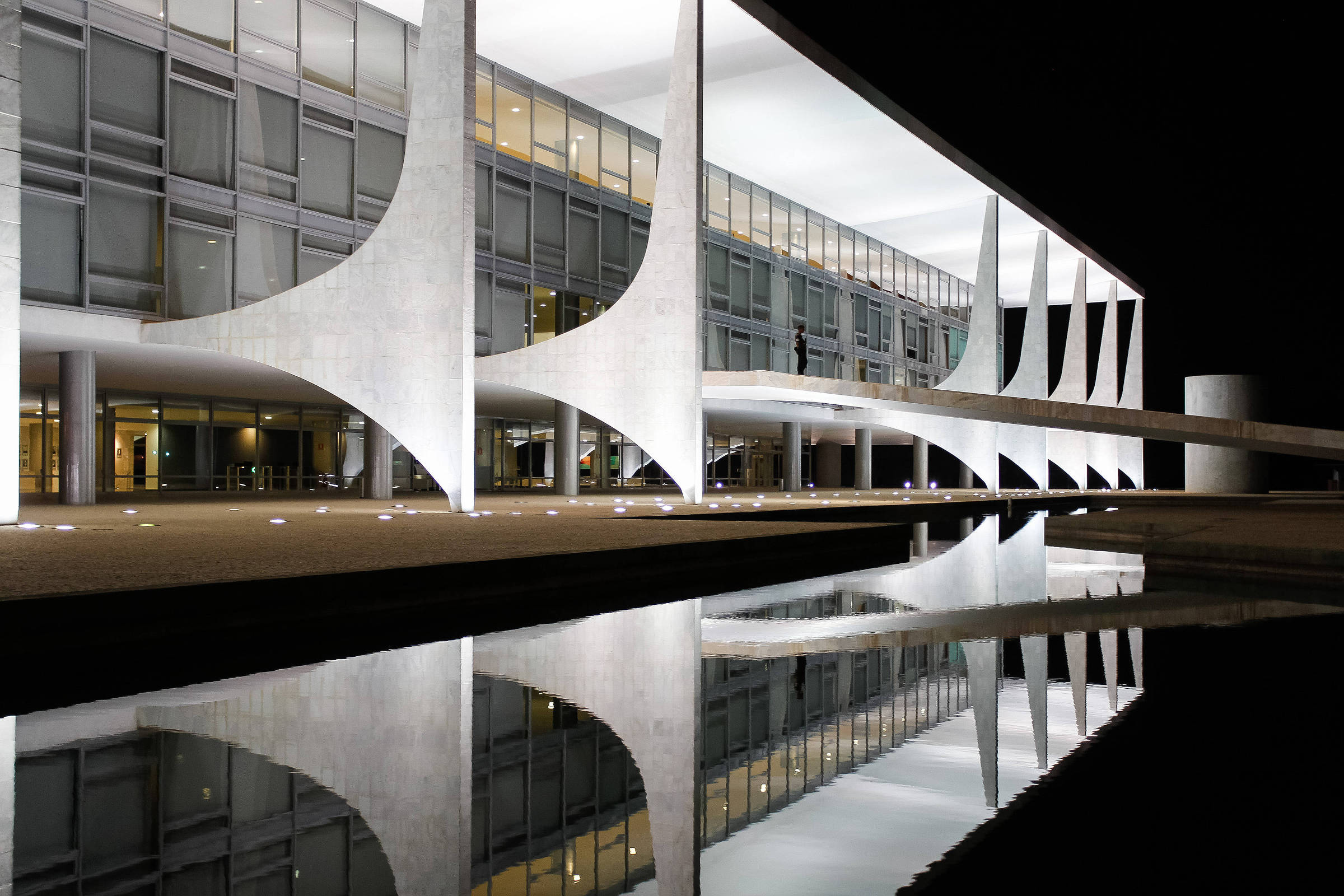 MP propõe medida para eliminar 83% dos custos extras na conta de luz Palácio do Planalto em Brasília (Foto: Beto Barata/19.jul.2016-PR)