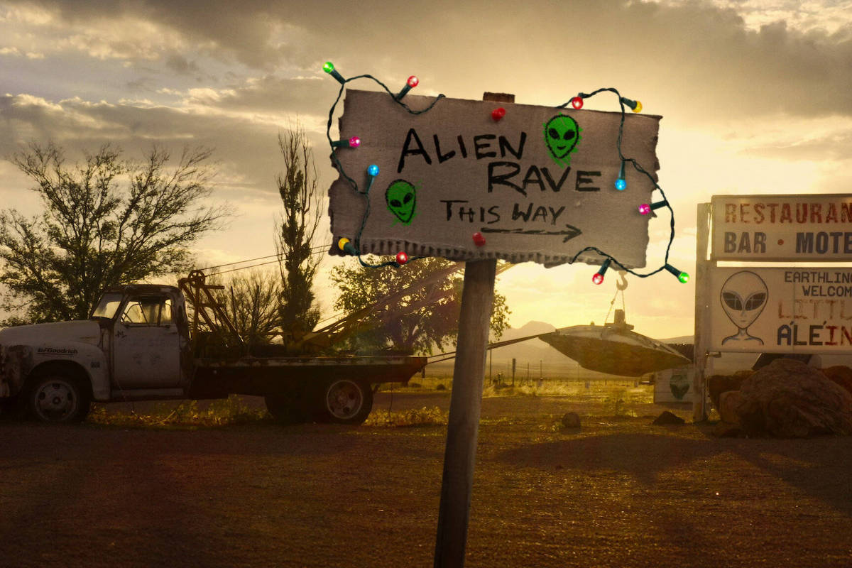 Marília Mendonça e Área 51: novidades imperdíveis no streaming desta terça-feira Cena do documentário 'Desastre Total: Storm Area 51', da Netflix - Reprodução (Foto: Reprodução)
