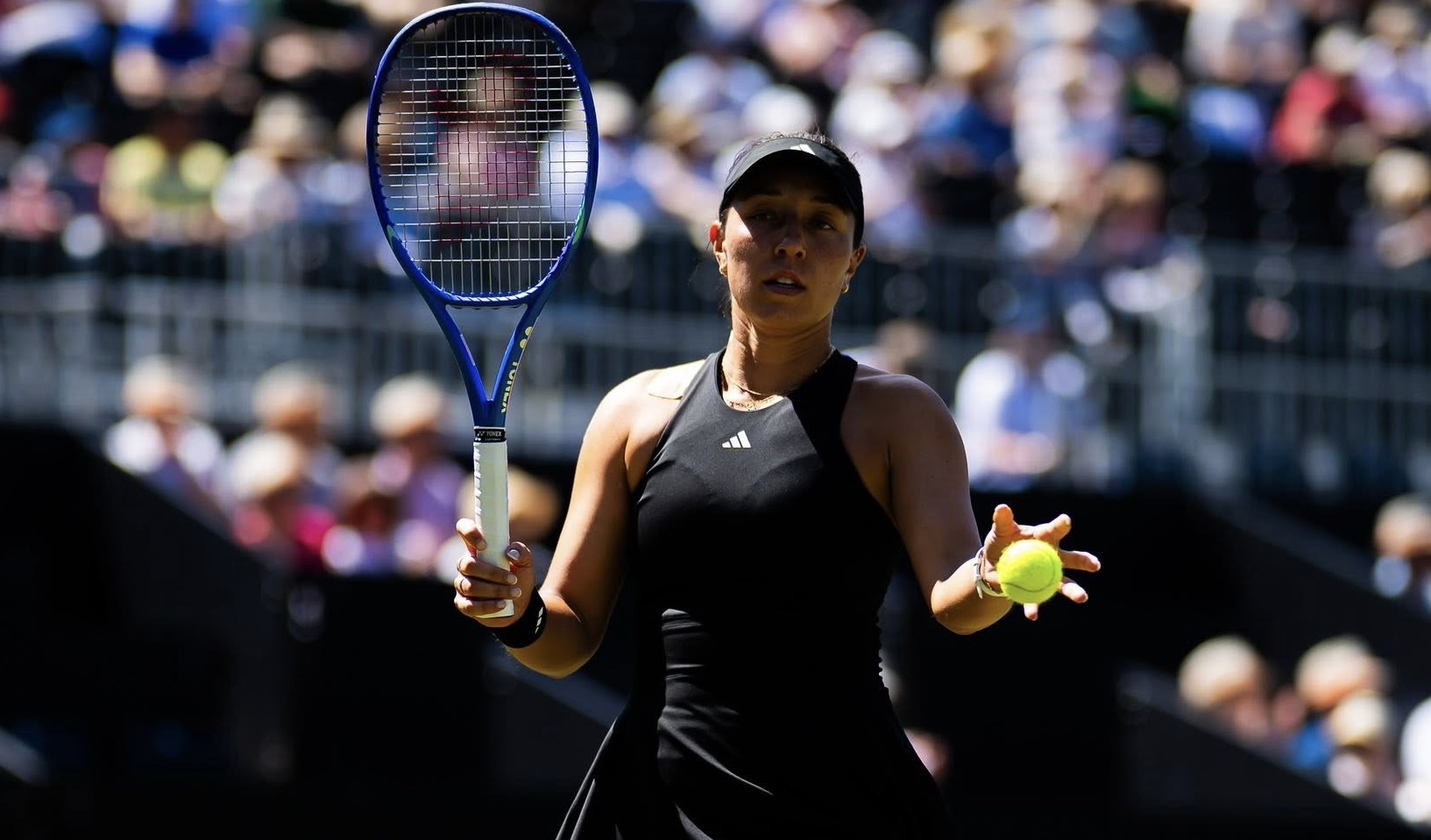 Pegula derrota compatriota e avança para semifinal contra Noskova Foto: Reprodução